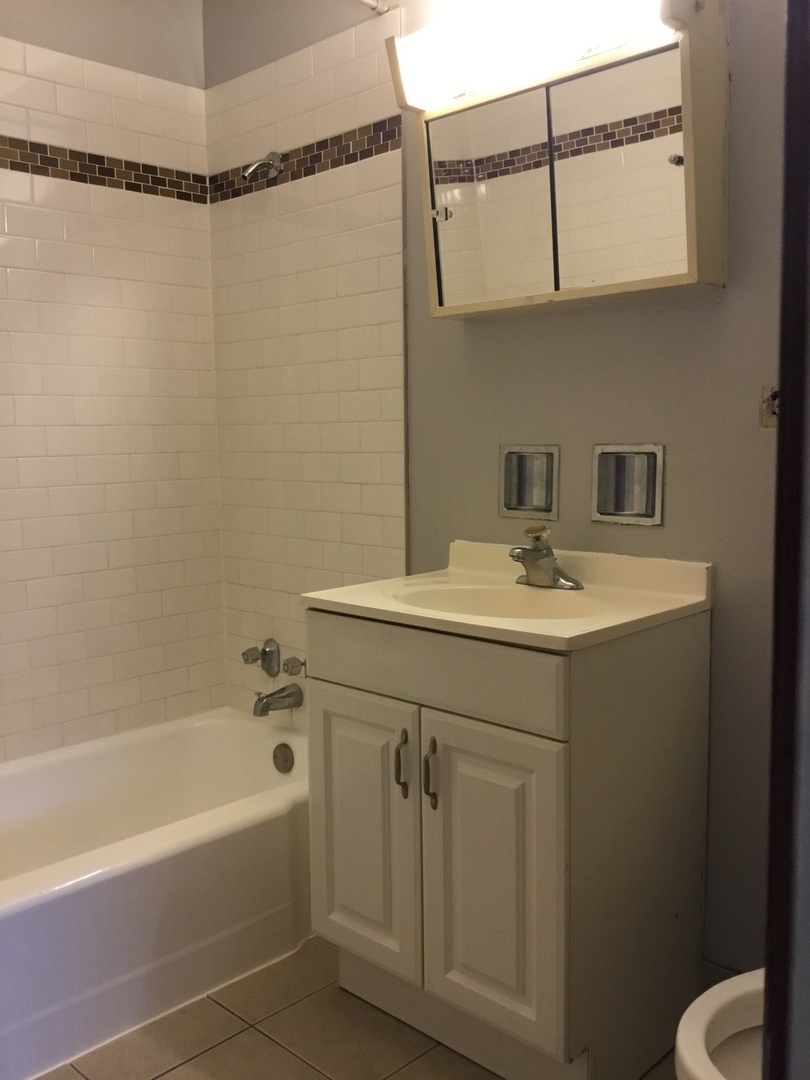 6721 175th Street, Tinley Park, IL 60477