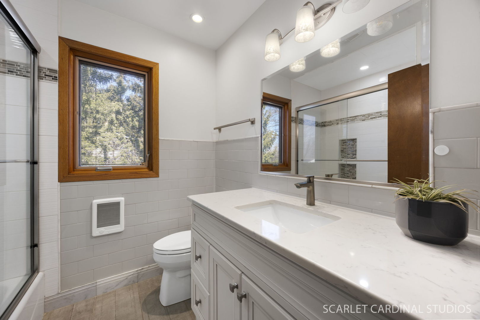 St. Charles, IL 60175