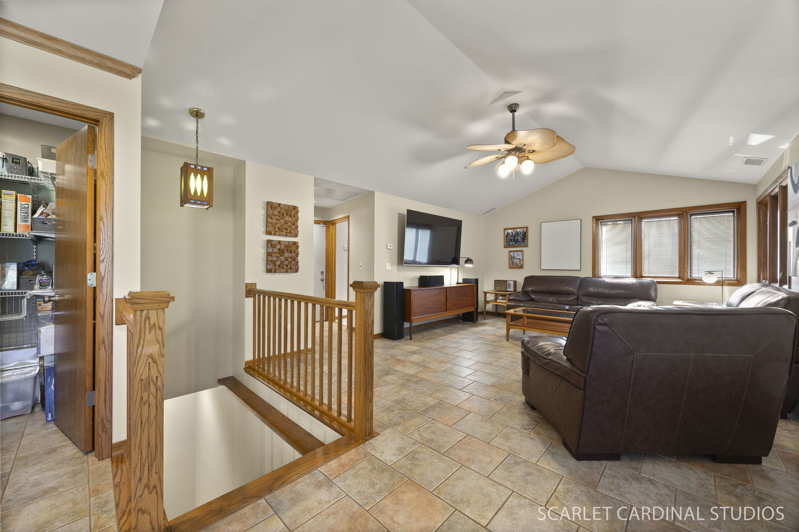 St. Charles, IL 60175