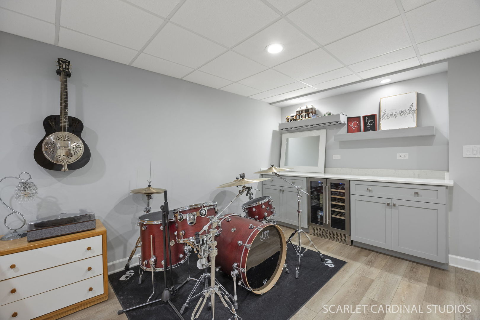 St. Charles, IL 60175