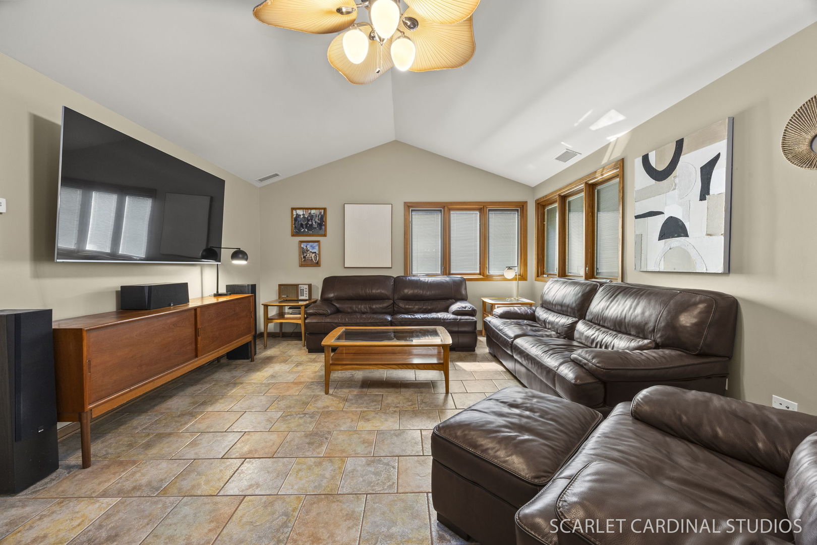 St. Charles, IL 60175