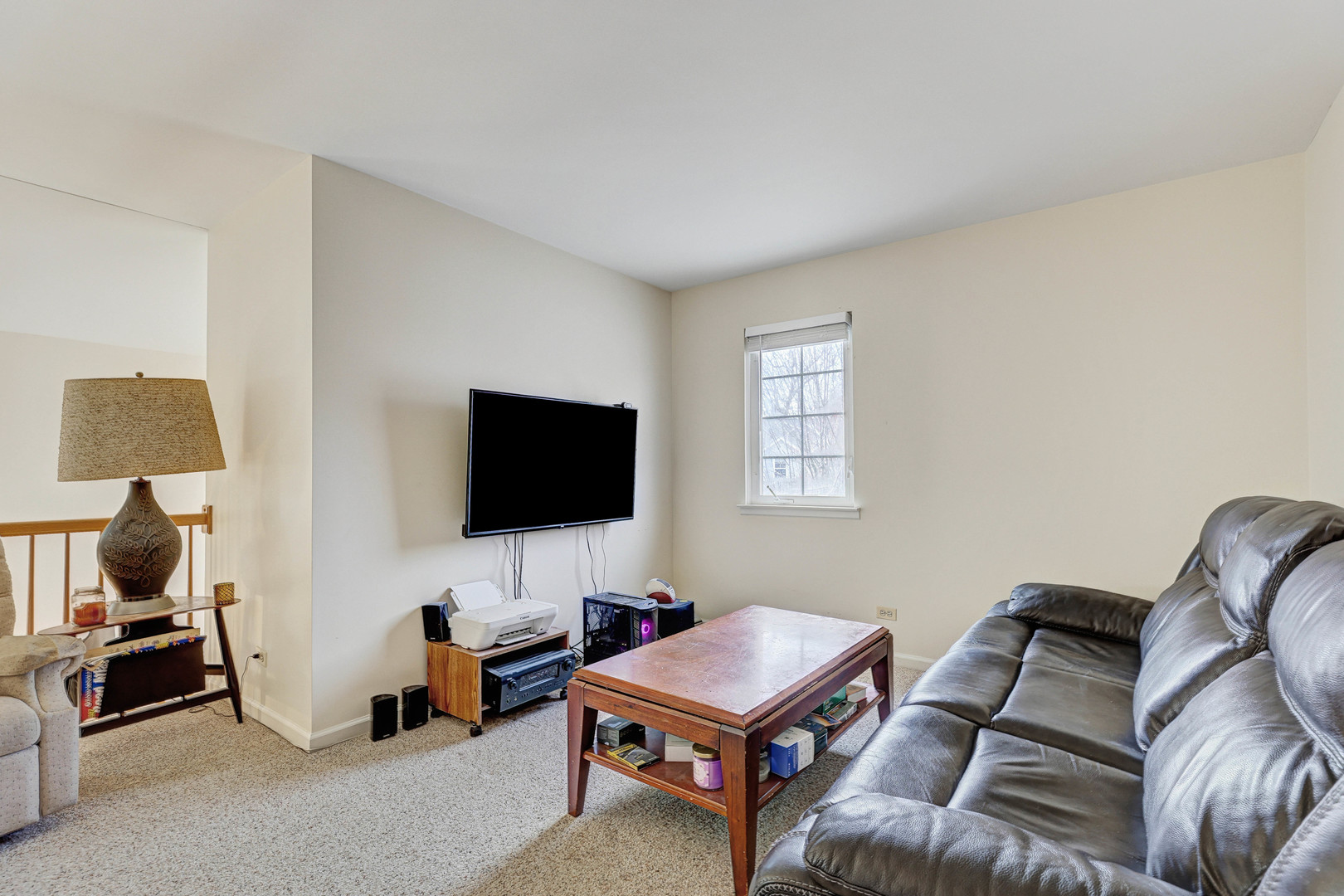 102 N Crooked Lake Lane, Lindenhurst, IL 60046