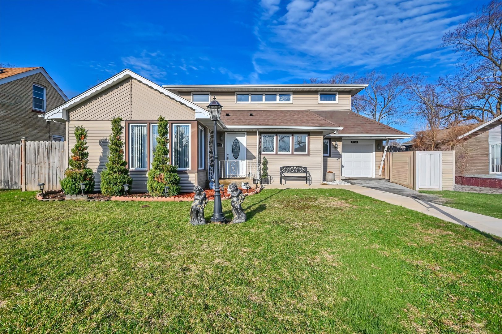 7964 Lavergne Avenue, Burbank, IL 60459