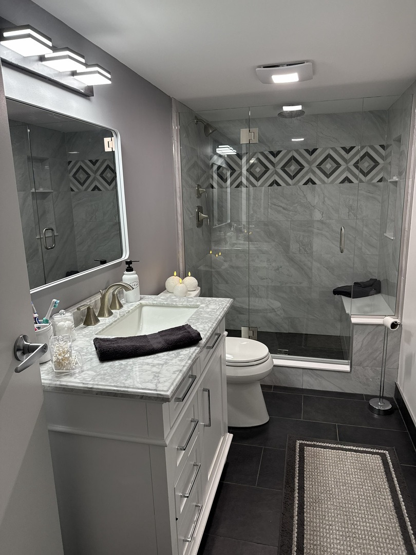 14439 Lawndale Avenue, Midlothian, IL 60445