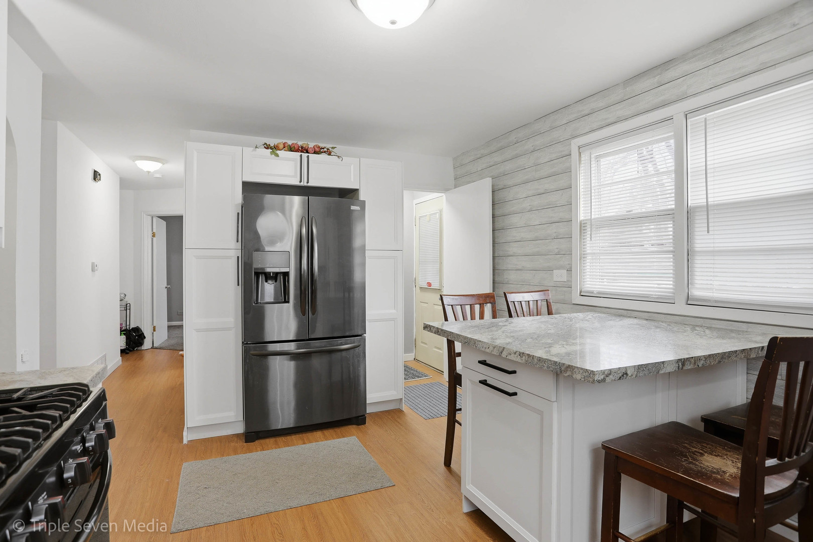 14439 Lawndale Avenue, Midlothian, IL 60445