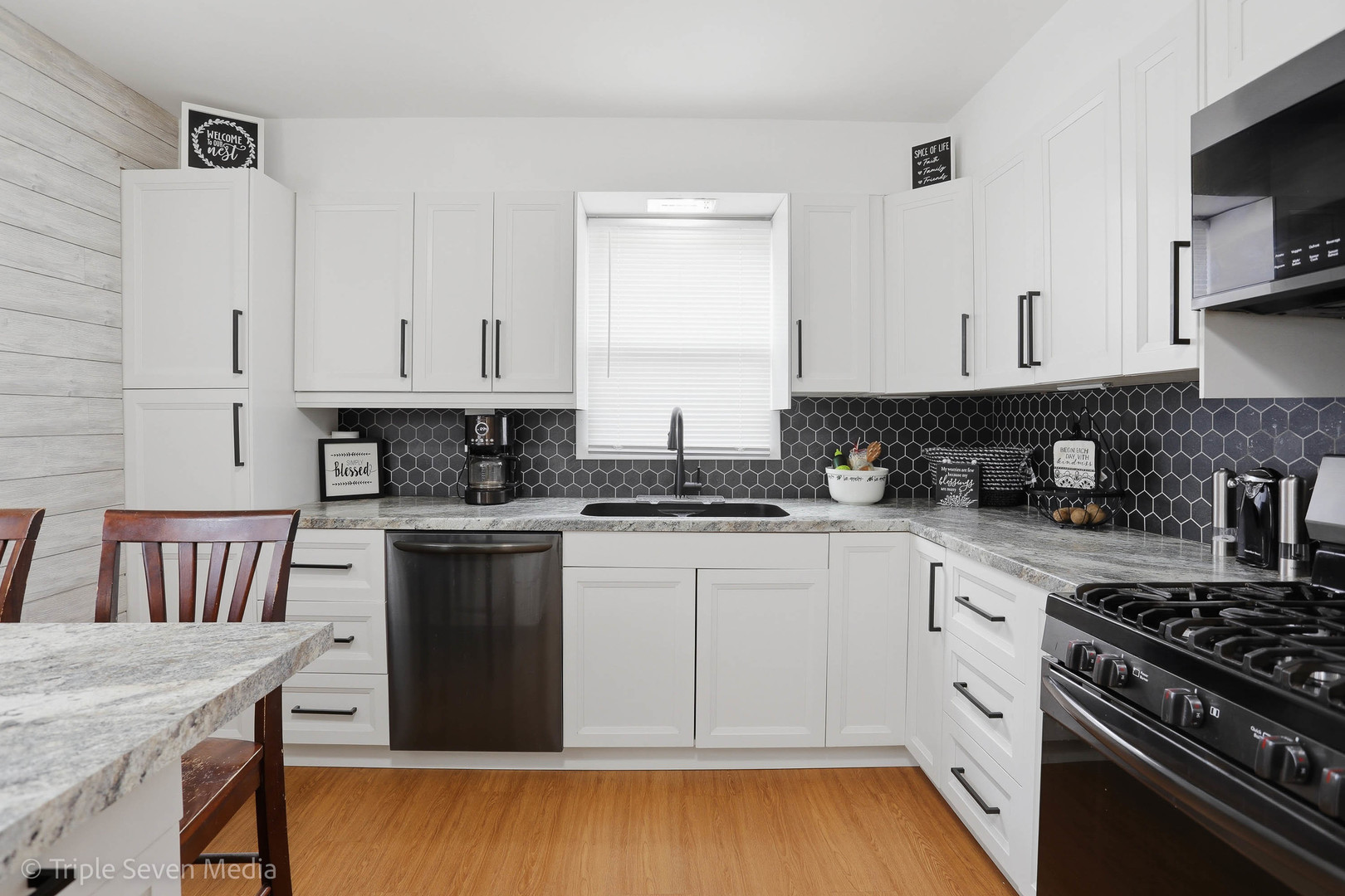 14439 Lawndale Avenue, Midlothian, IL 60445