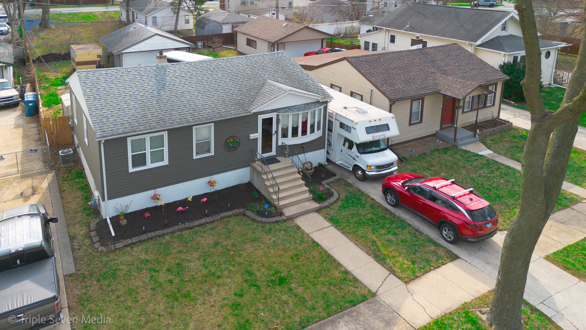 14439 Lawndale Avenue, Midlothian, IL 60445