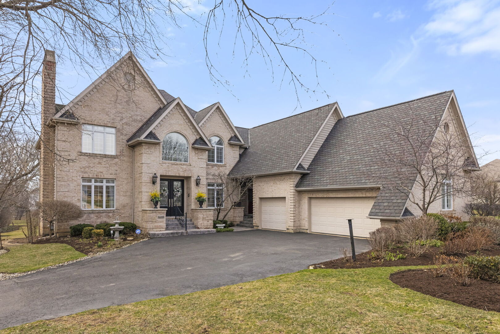 4N446 Mountain Ash Drive, Wayne, IL 60184