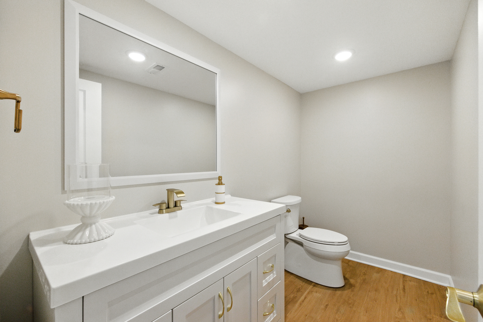 918 Glacial Falls Drive, Gilberts, IL 60136