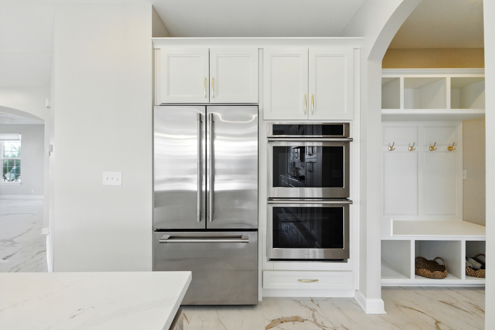 918 Glacial Falls Drive, Gilberts, IL 60136