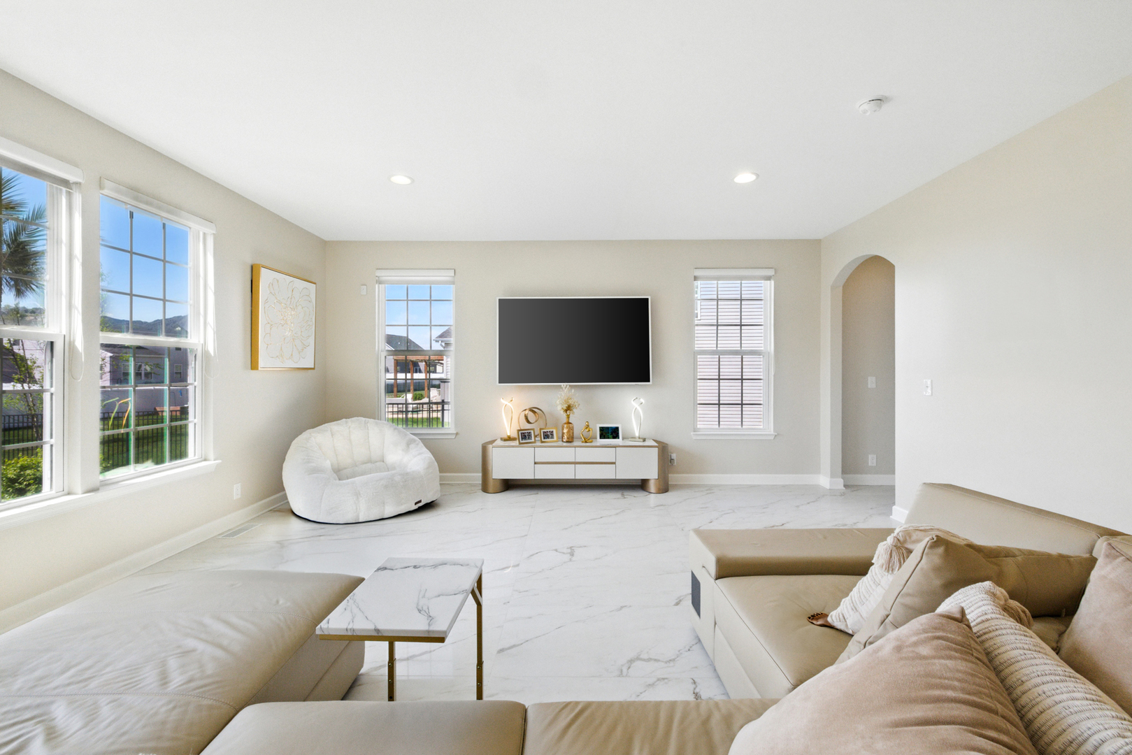 918 Glacial Falls Drive, Gilberts, IL 60136