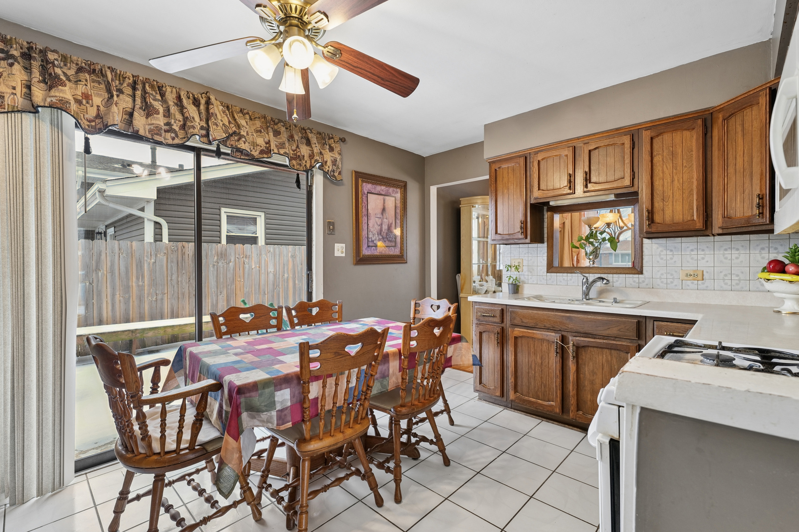 16942 89th Avenue, Orland Hills, IL 60487