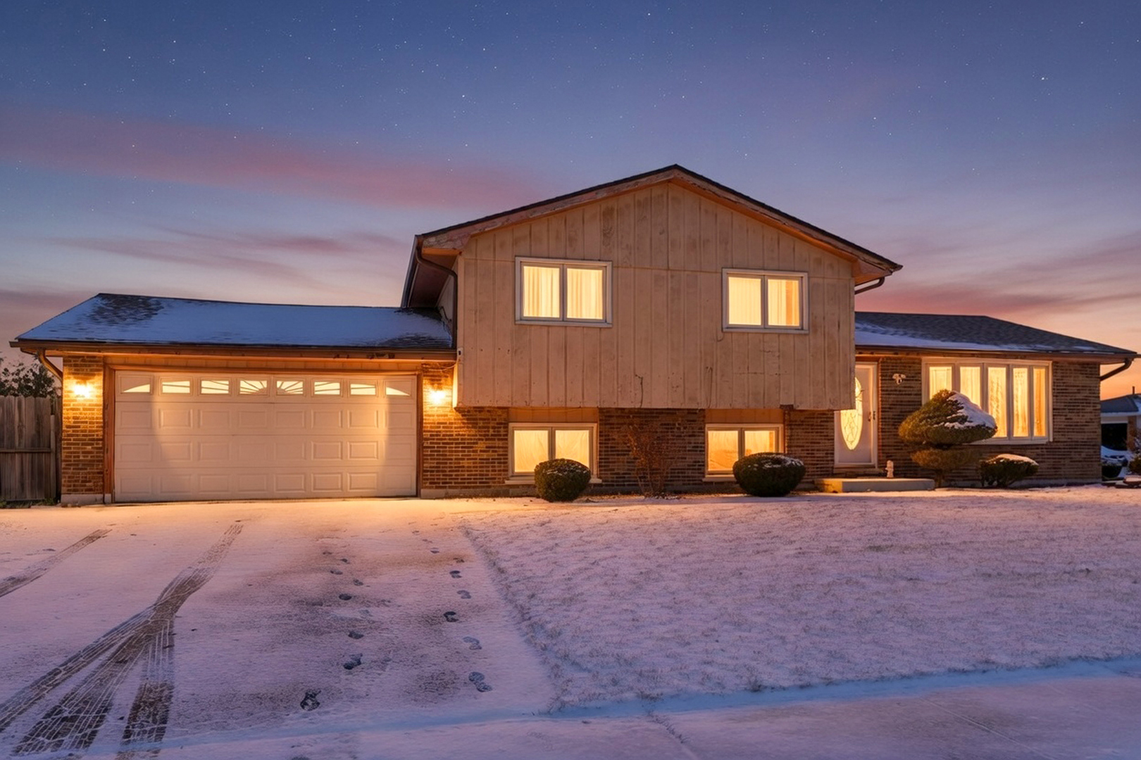 16942 89th Avenue, Orland Hills, IL 60487