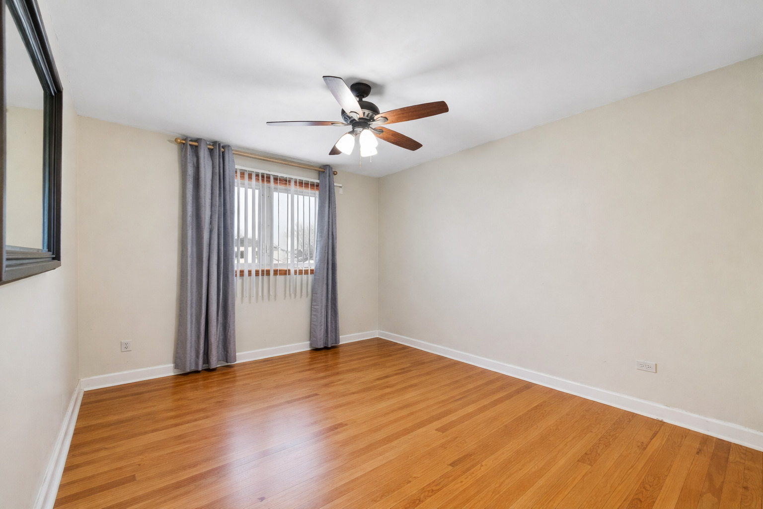 16942 89th Avenue, Orland Hills, IL 60487