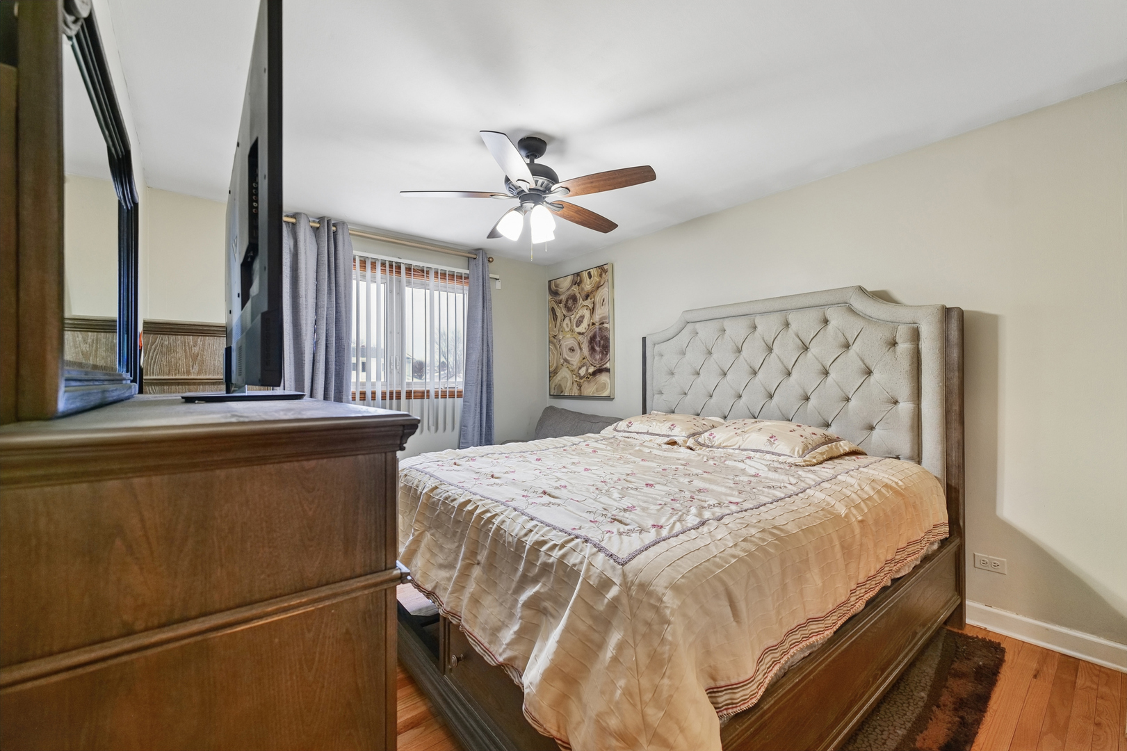 16942 89th Avenue, Orland Hills, IL 60487