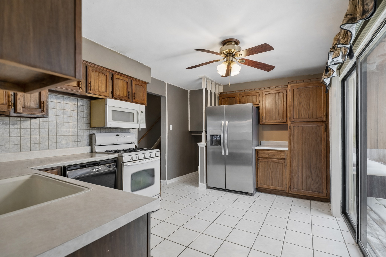 16942 89th Avenue, Orland Hills, IL 60487