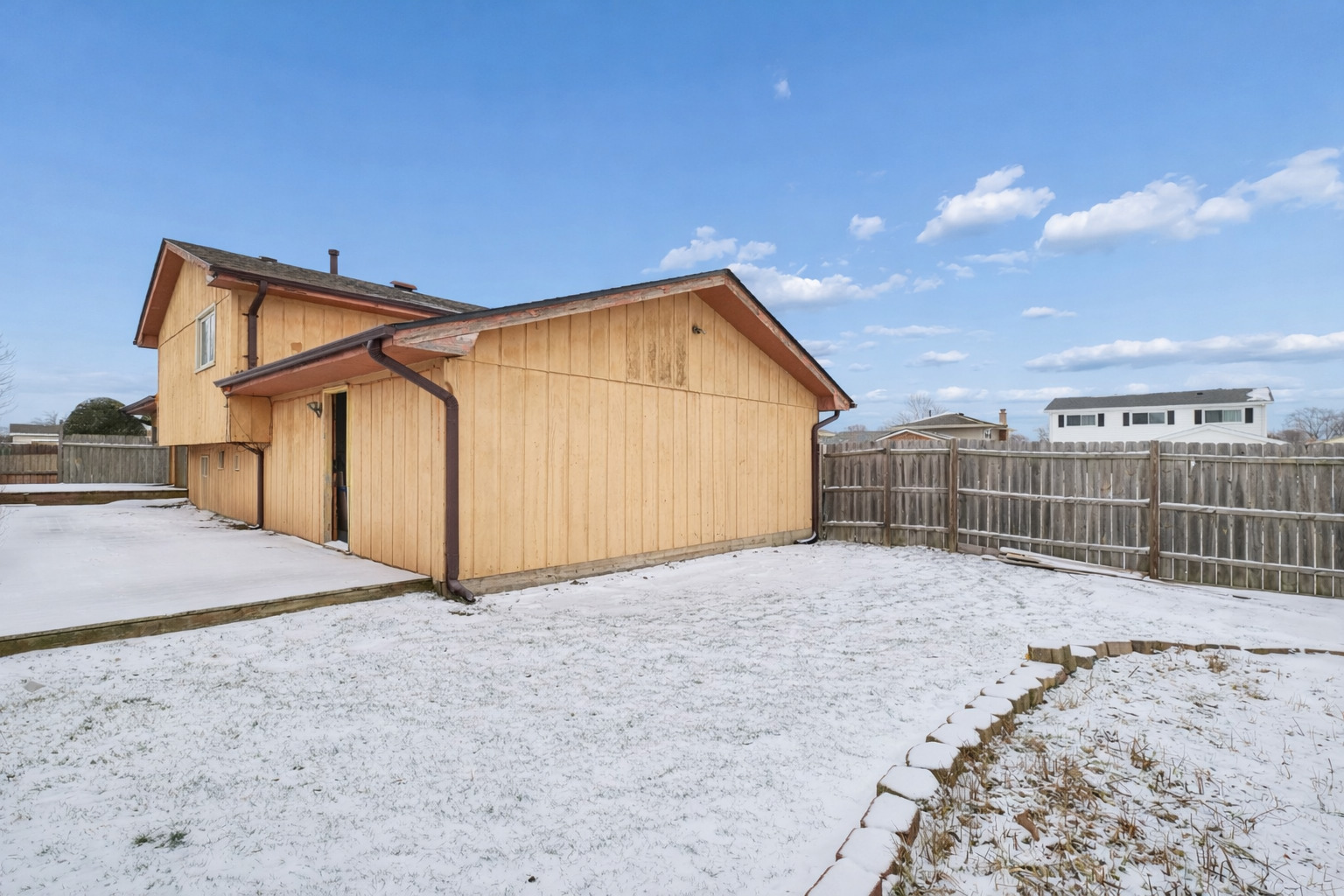 16942 89th Avenue, Orland Hills, IL 60487