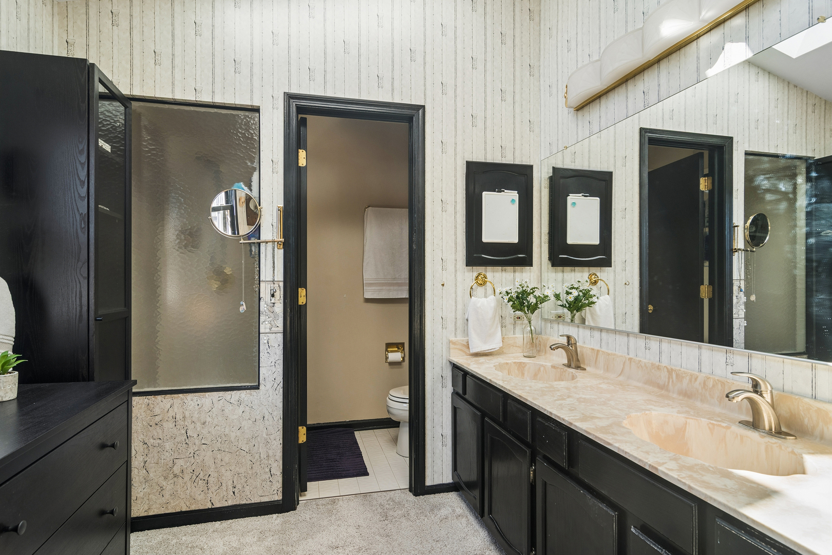 302 Chateau Drive, Buffalo Grove, IL 60089