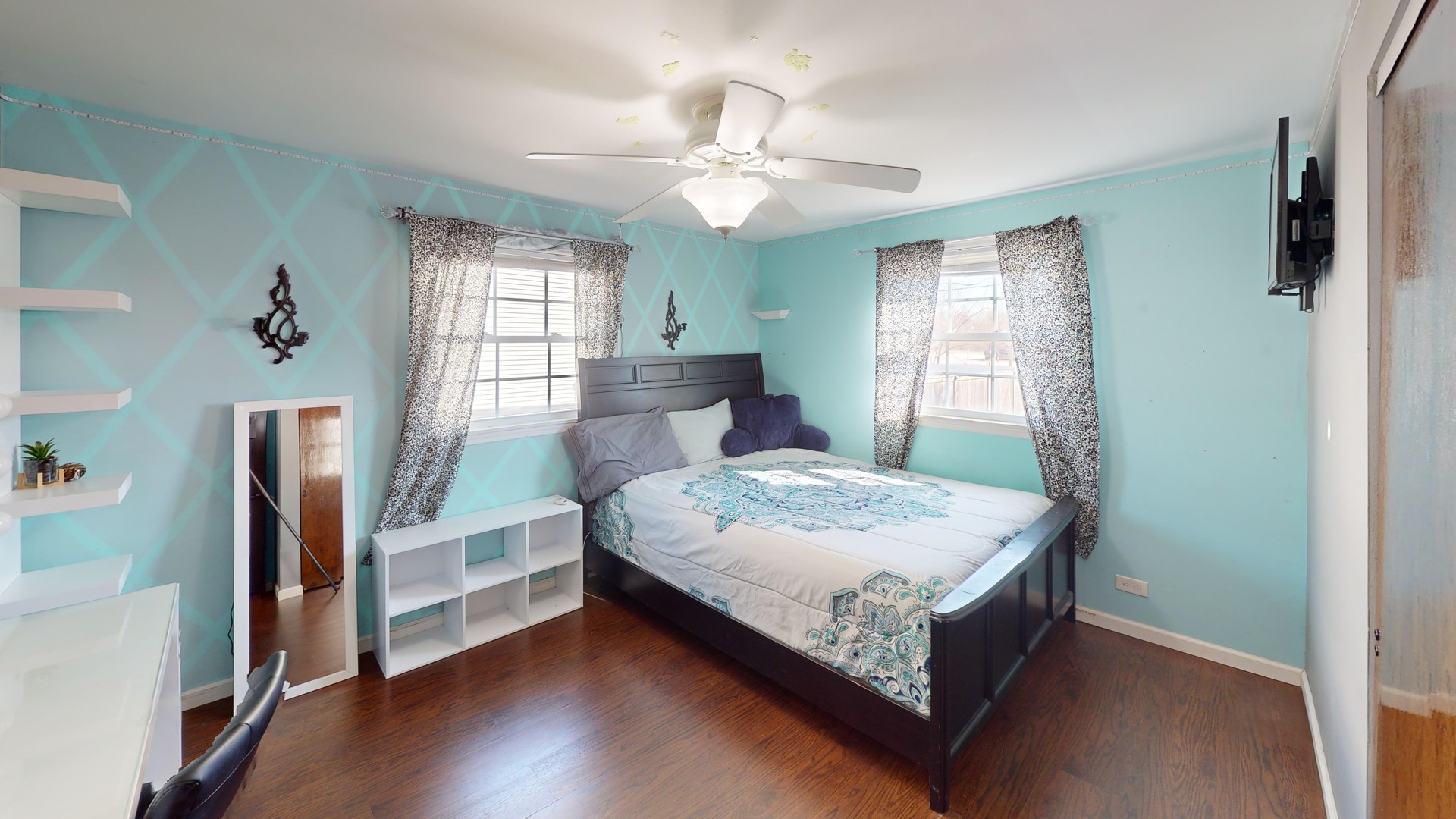 1127 LOTUS Drive, Round Lake Beach, IL 60073