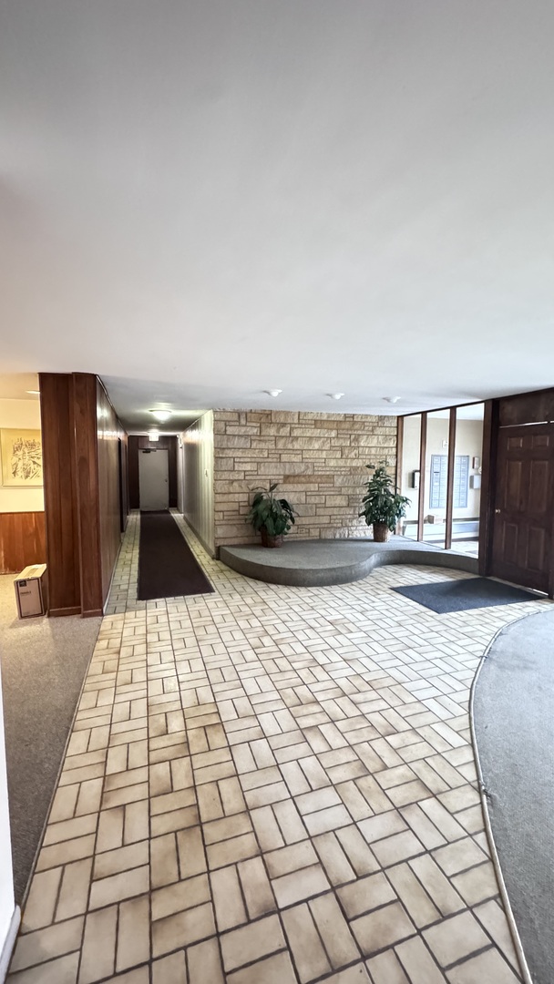 415 Wesley Avenue #48, Oak Park, IL 60302