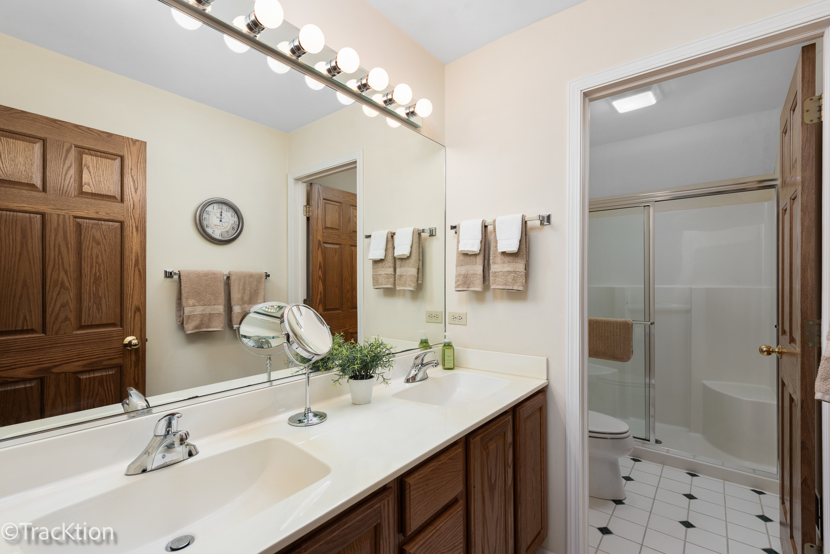 10902 Red Hawk Lane, Spring Grove, IL 60081