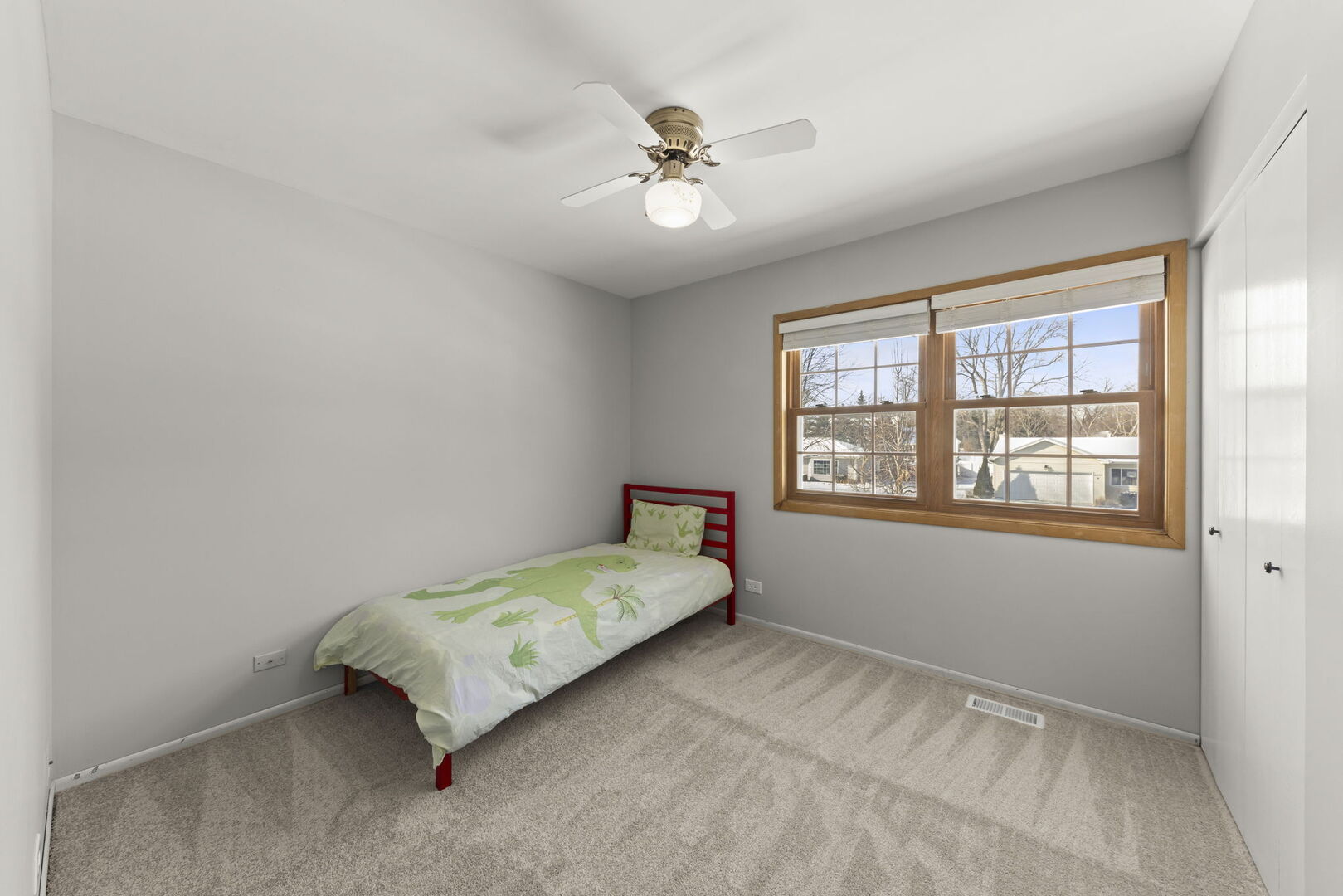 2240 Mecan Drive, Naperville, IL 60564