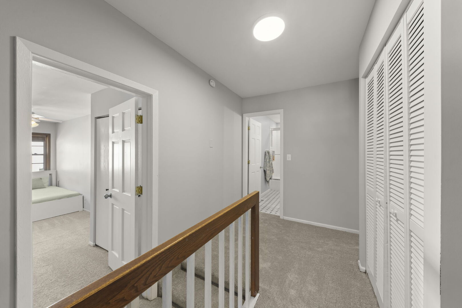 2240 Mecan Drive, Naperville, IL 60564