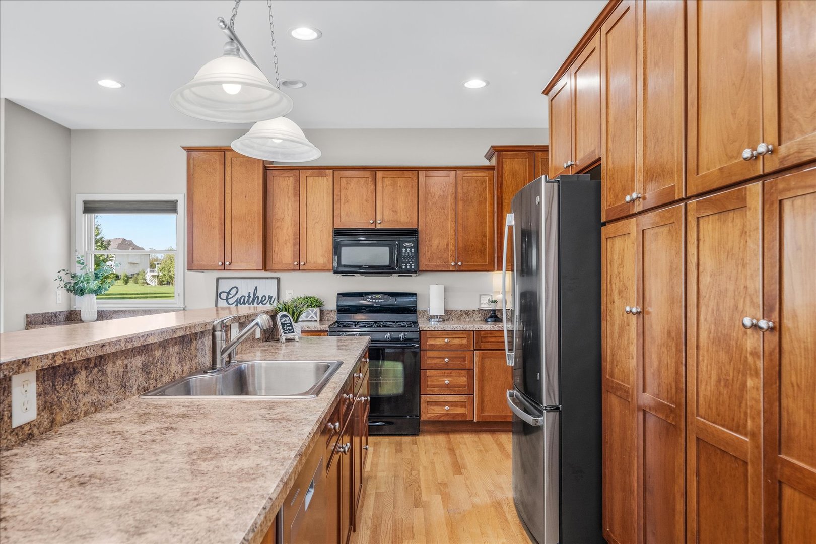 531 Birchwood Drive, Yorkville, IL 60560