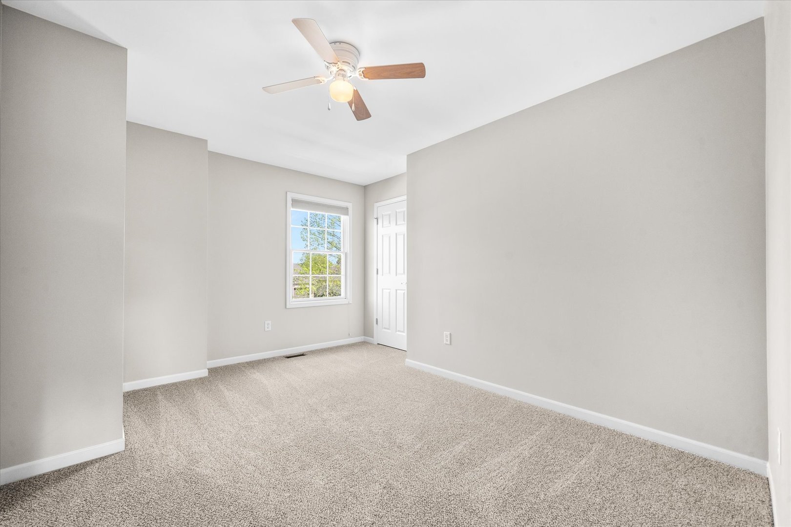 531 Birchwood Drive, Yorkville, IL 60560