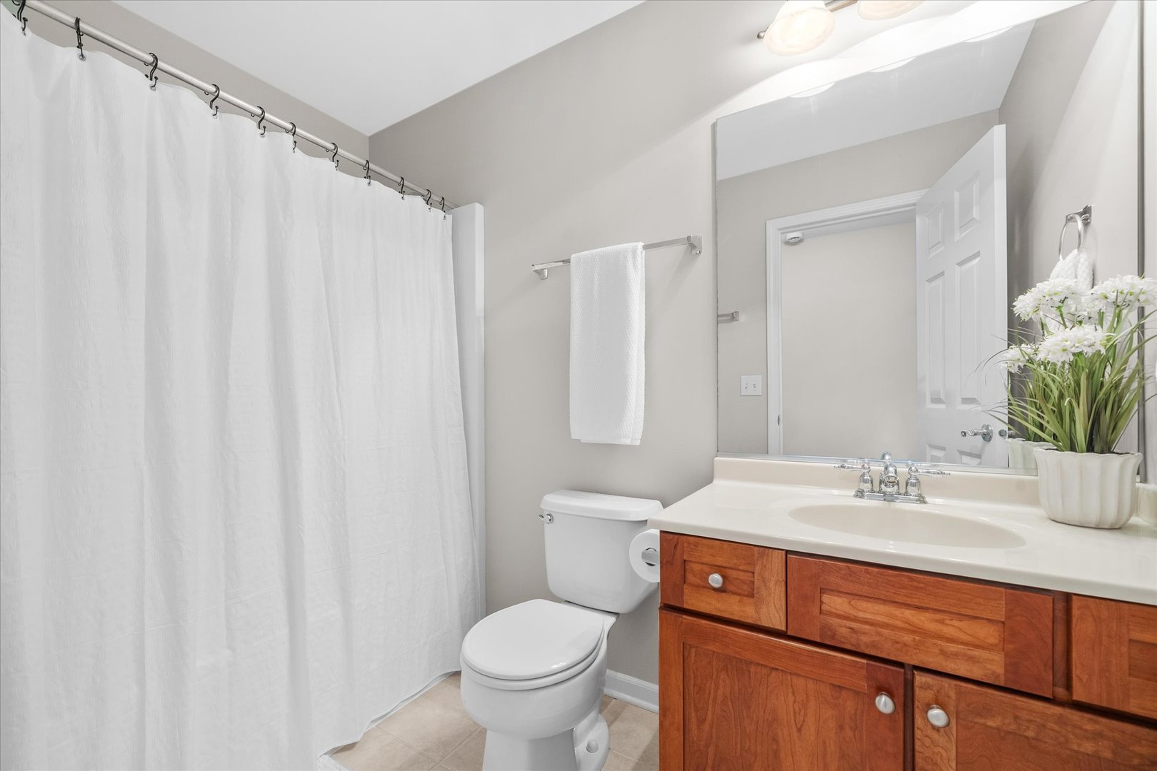 531 Birchwood Drive, Yorkville, IL 60560