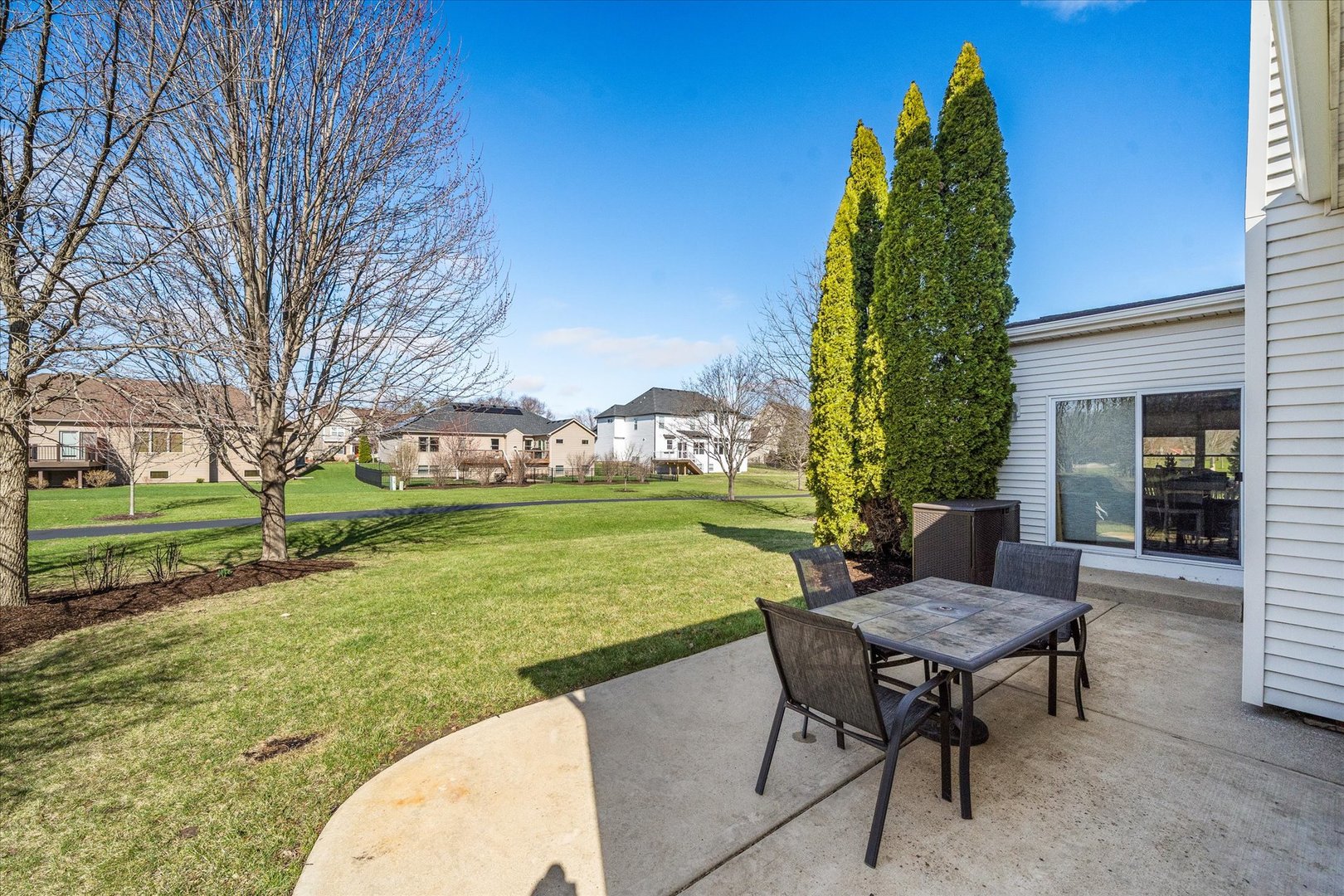 531 Birchwood Drive, Yorkville, IL 60560