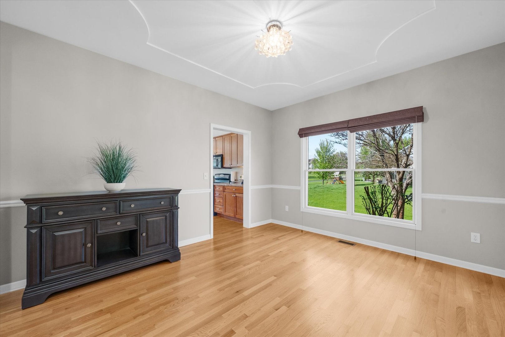 531 Birchwood Drive, Yorkville, IL 60560