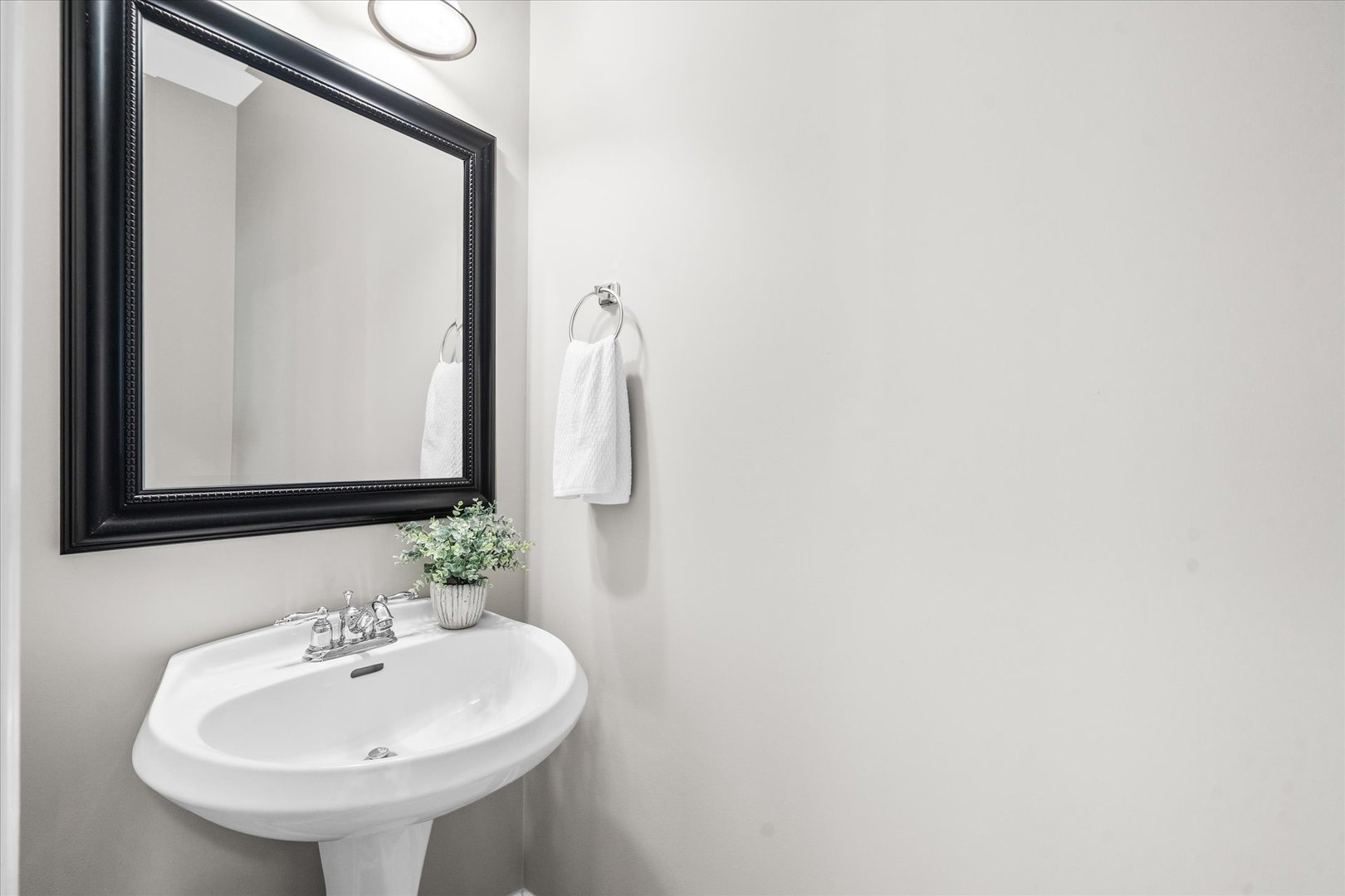 531 Birchwood Drive, Yorkville, IL 60560