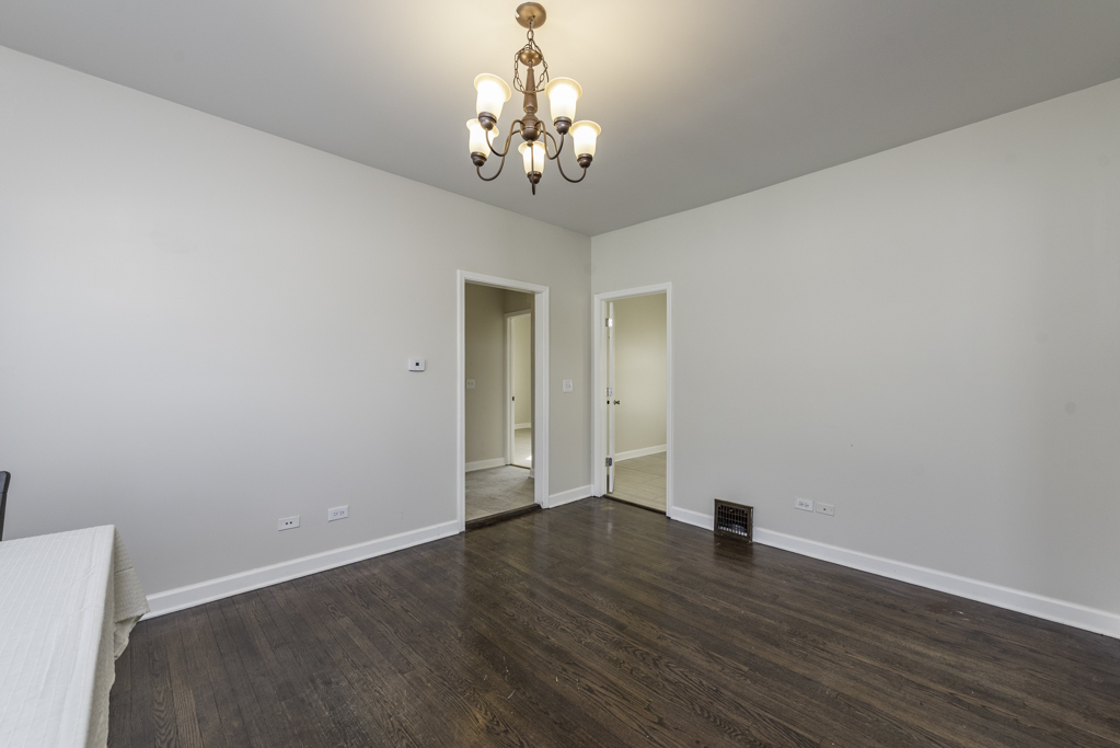 515 2nd Street #2, Waukegan, IL 60085