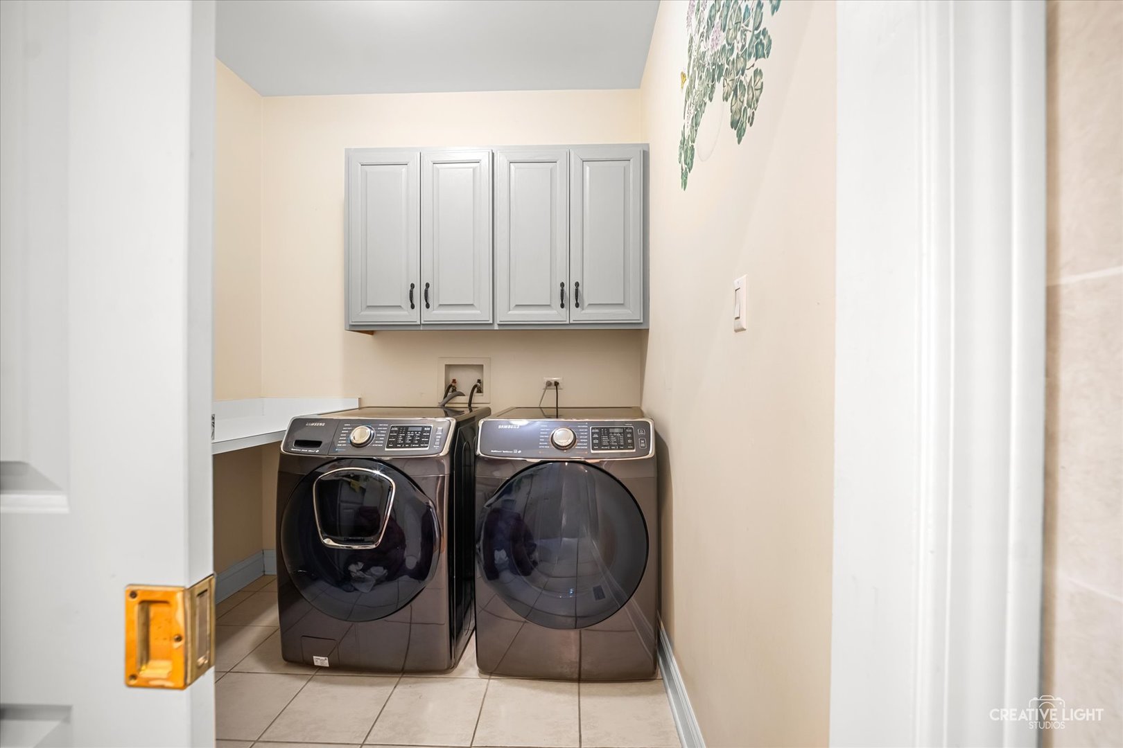 3516 White Eagle Drive, Naperville, IL 60564