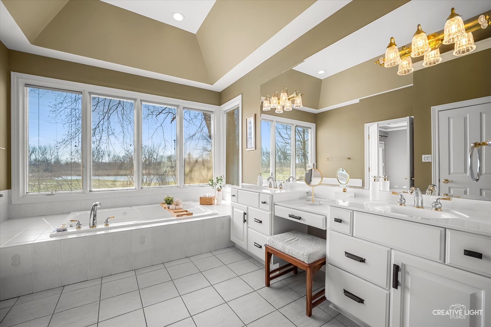 3516 White Eagle Drive, Naperville, IL 60564