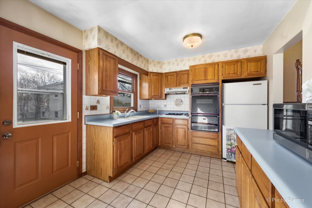 1411 Jill Court, Glendale Heights, IL 60139