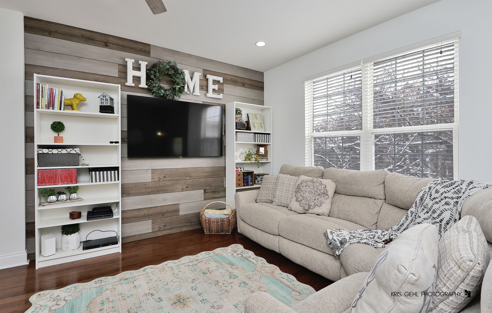 1493 Saint James Court, Gurnee, IL 60031