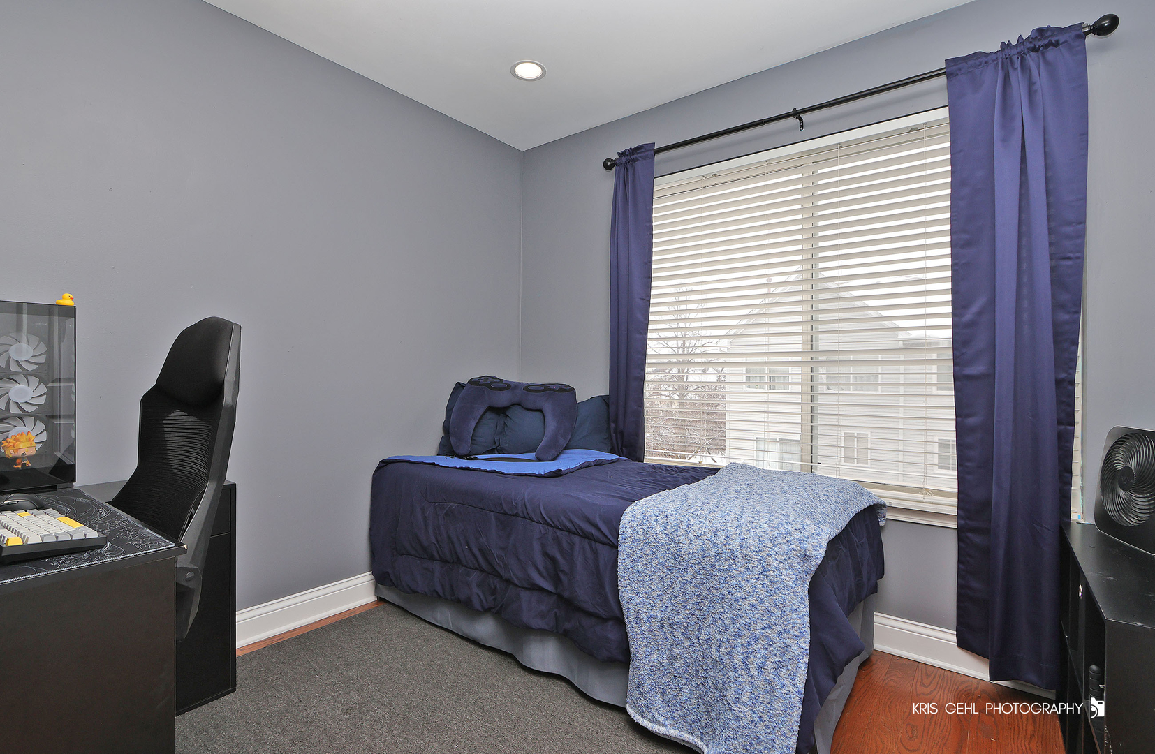 1493 Saint James Court, Gurnee, IL 60031