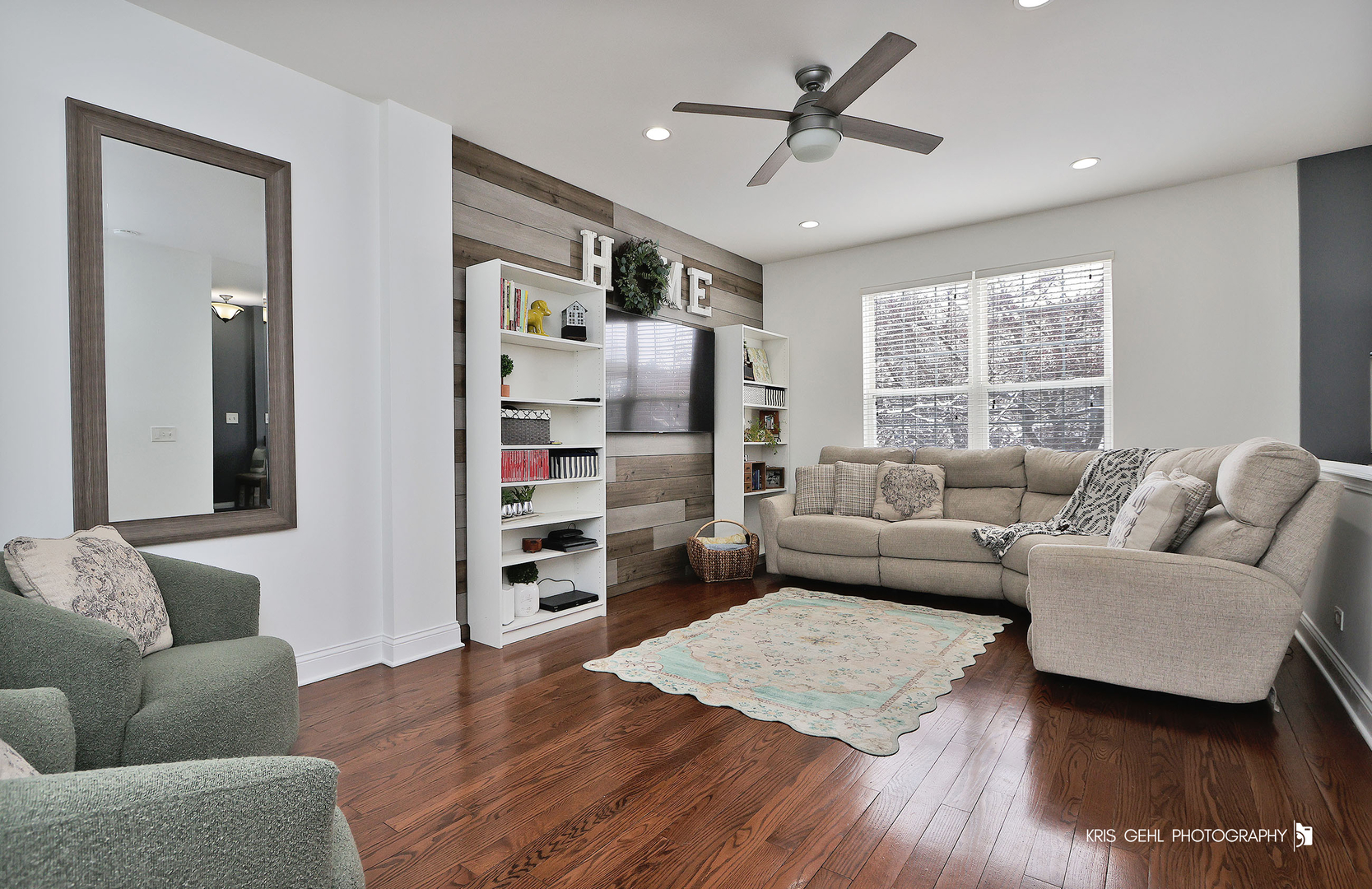 1493 Saint James Court, Gurnee, IL 60031