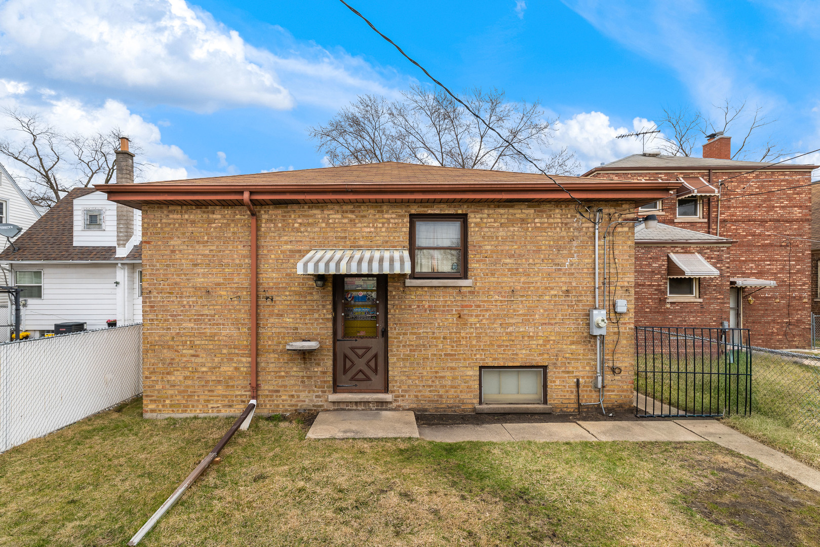 13840 S School Street, Riverdale, IL 60827