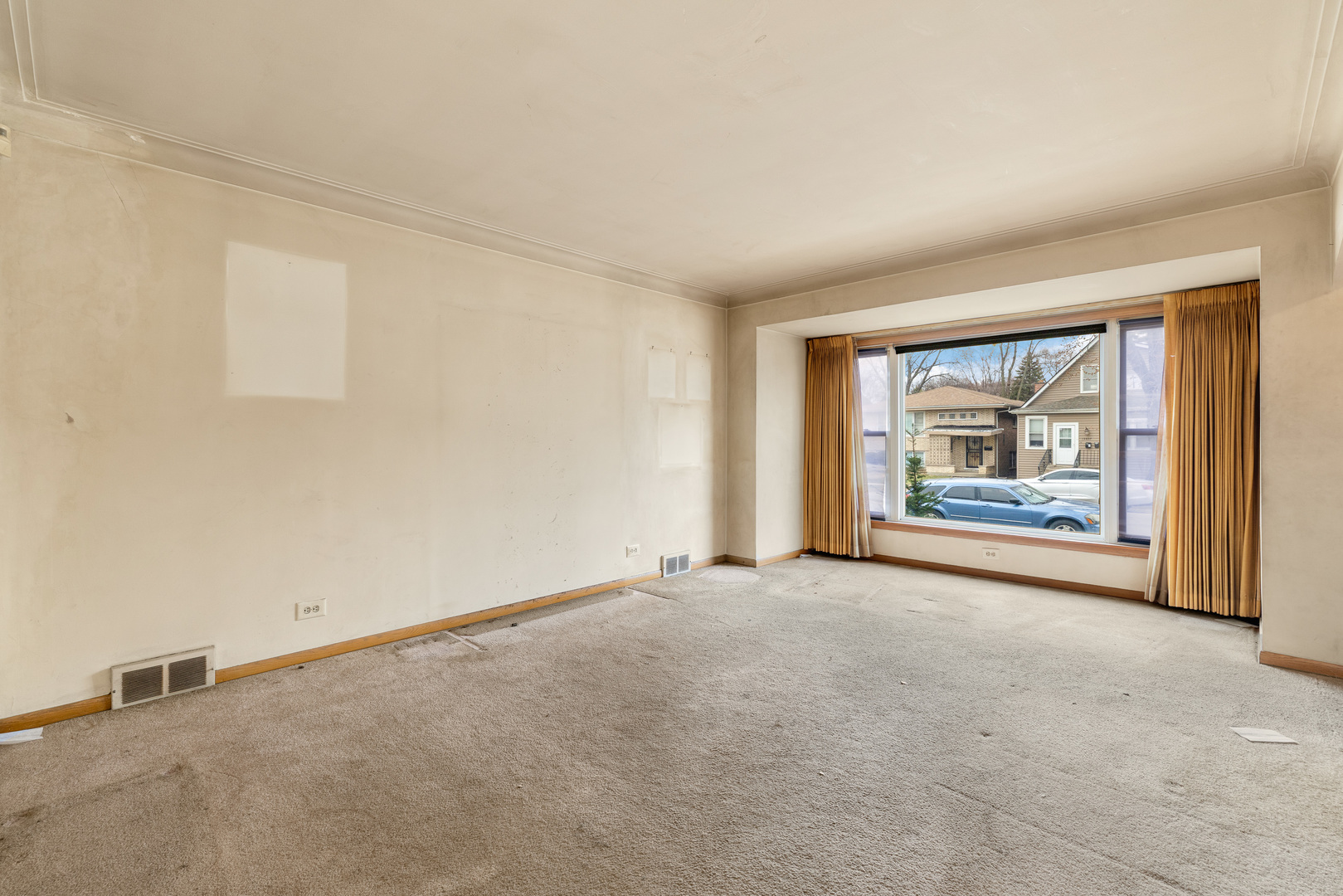 13840 S School Street, Riverdale, IL 60827