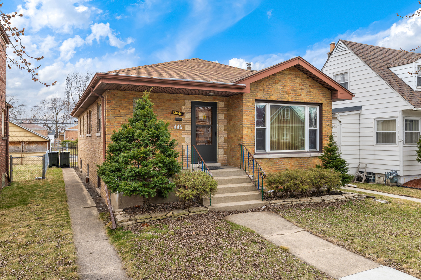 13840 S School Street, Riverdale, IL 60827