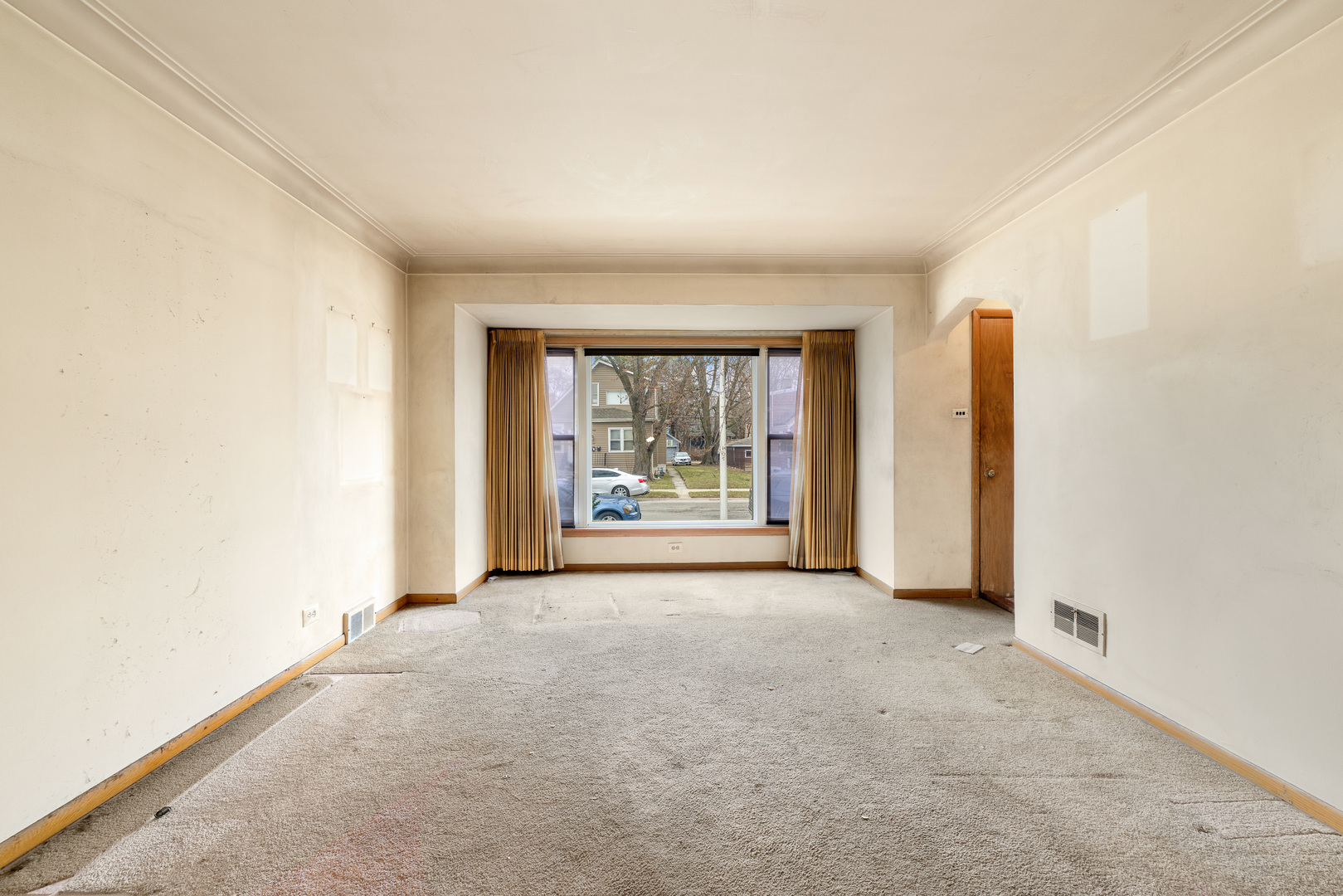 13840 S School Street, Riverdale, IL 60827