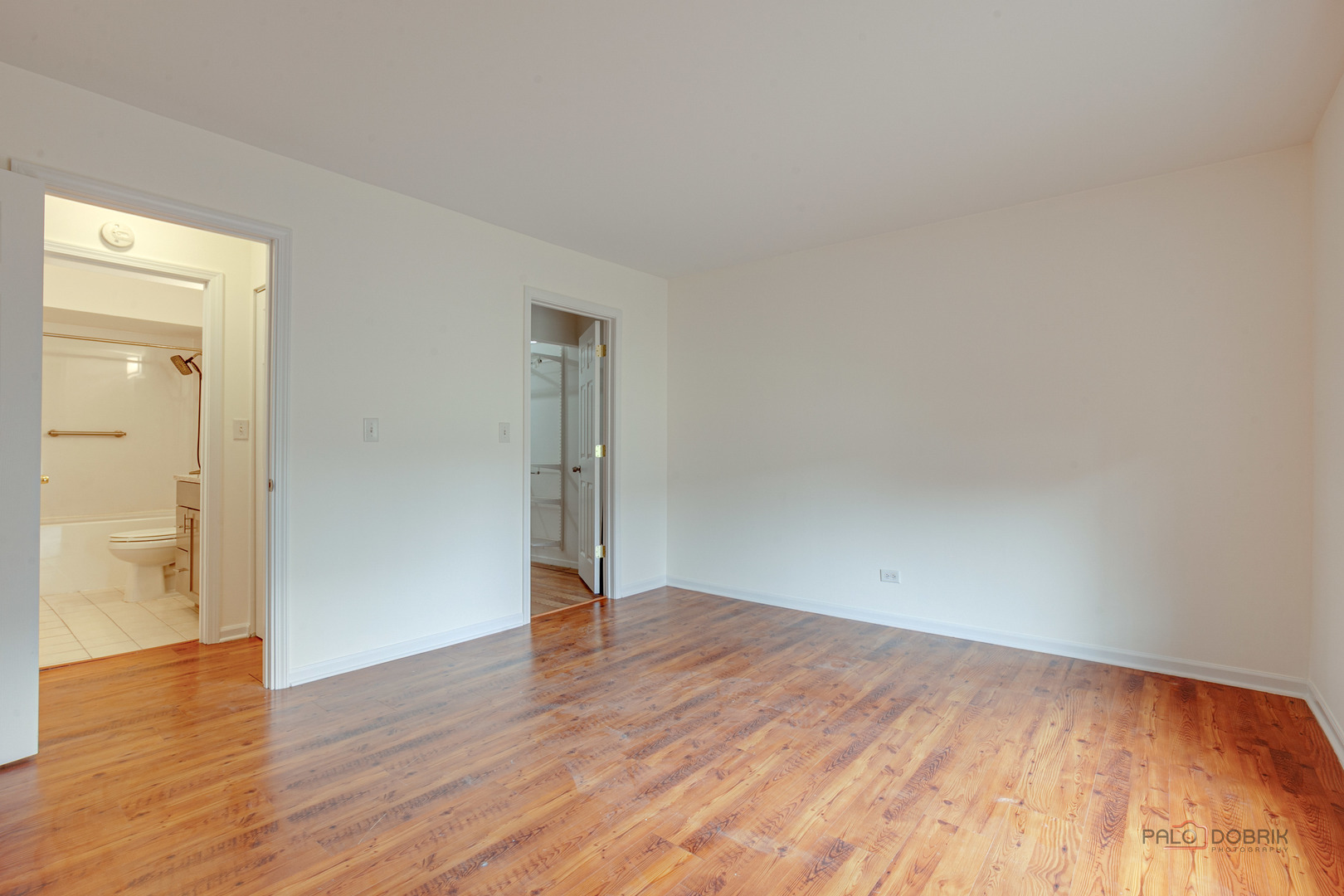 631 Derry Court #1B, Schaumburg, IL 60193