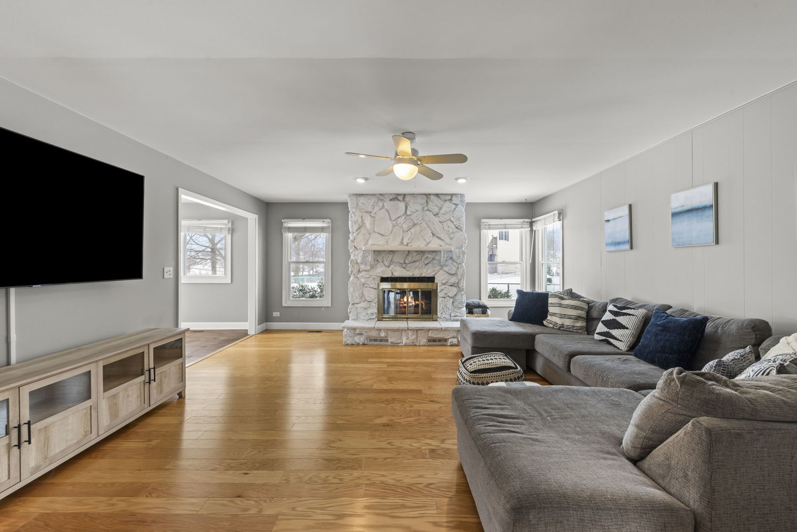 233 Seneca Court, Bolingbrook, IL 60440