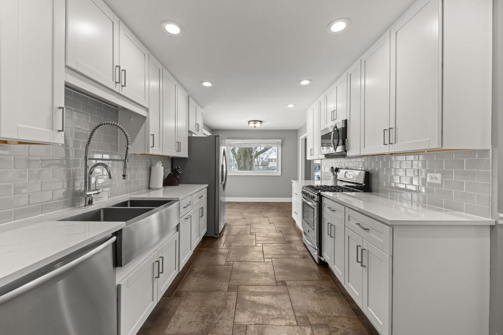 233 Seneca Court, Bolingbrook, IL 60440