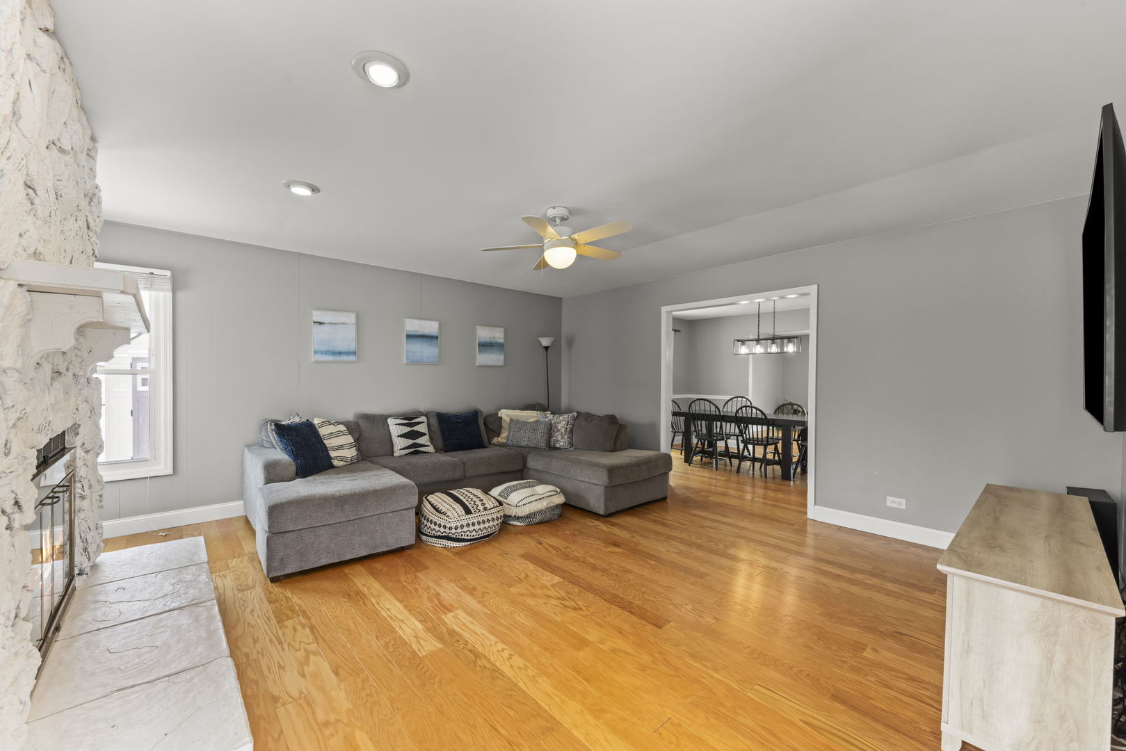 233 Seneca Court, Bolingbrook, IL 60440