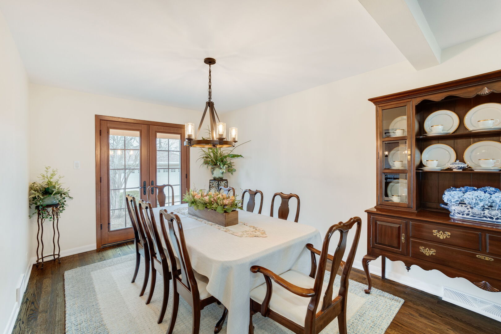 8225 Lorel Avenue, Burbank, IL 60459