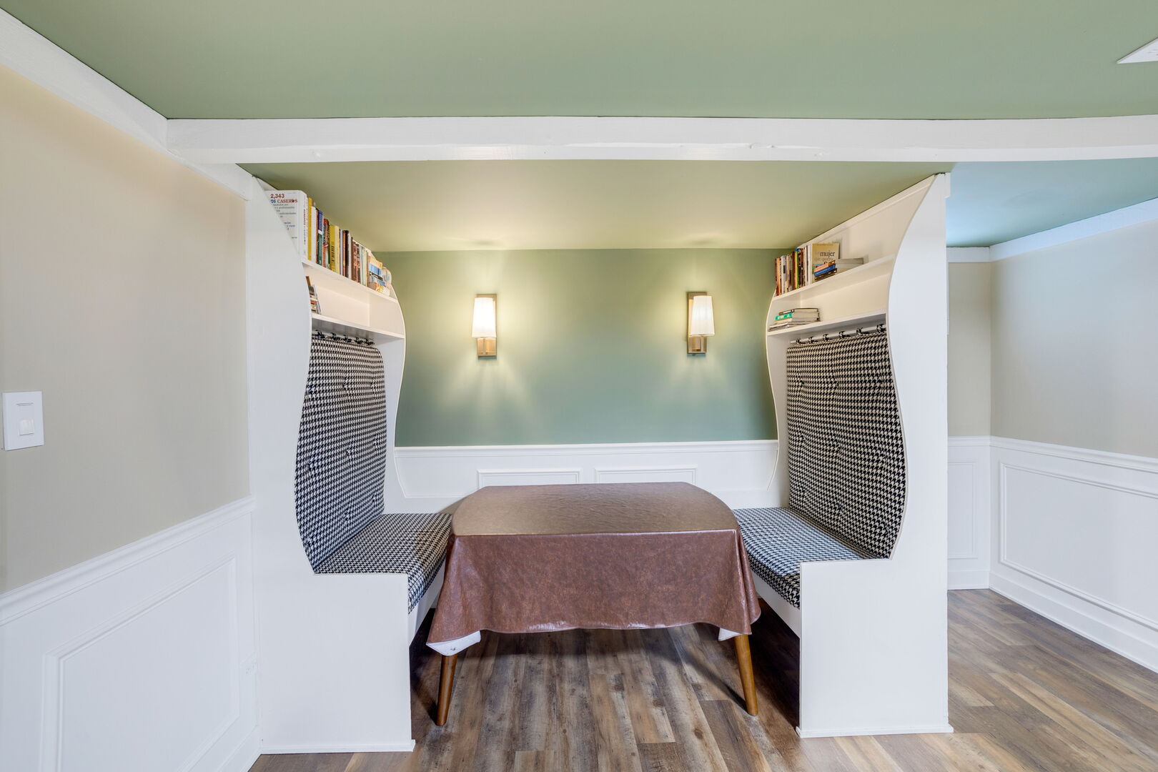 8225 Lorel Avenue, Burbank, IL 60459